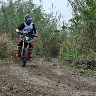 KESTREL 8000 High-Performance Electric Off-Road Motorcycle