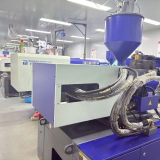 Automated Injection Molding Production Line for Disposable Medical Consumables